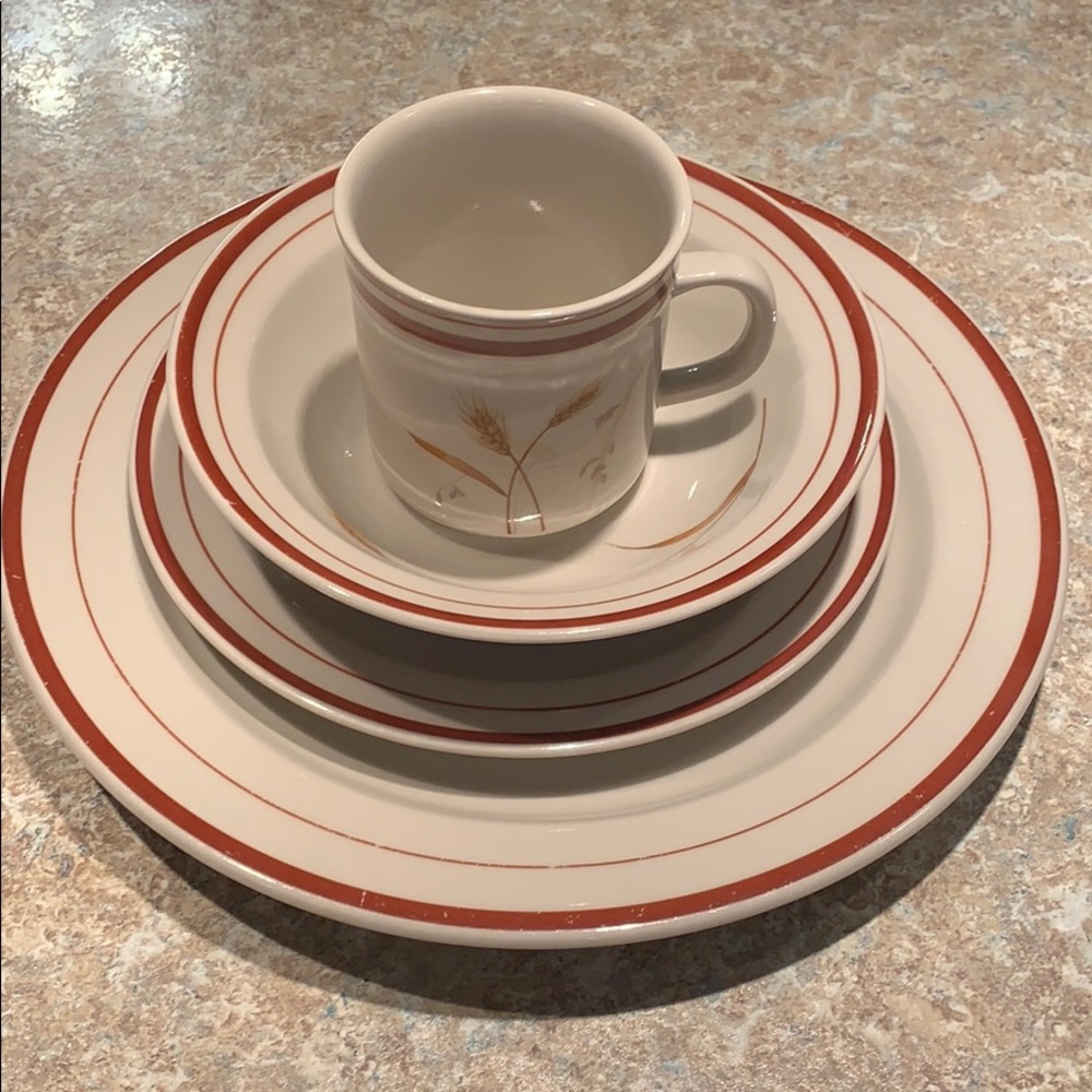 Antique dinning set of 4